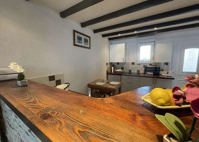 3 Pièces - Cl130-223 *